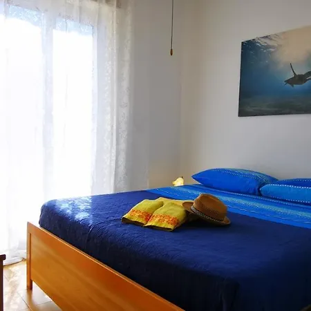 Lägenhet Guitgia *